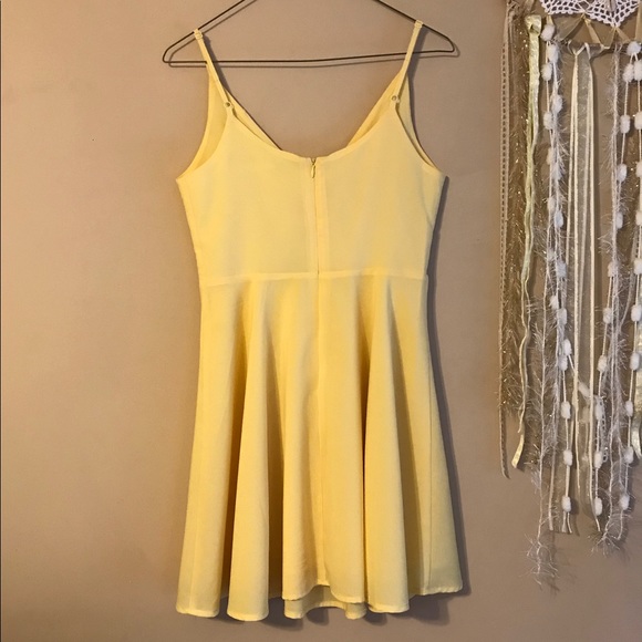 Urban Outfitters yellow fit and flare dress - Picture 4 of 5